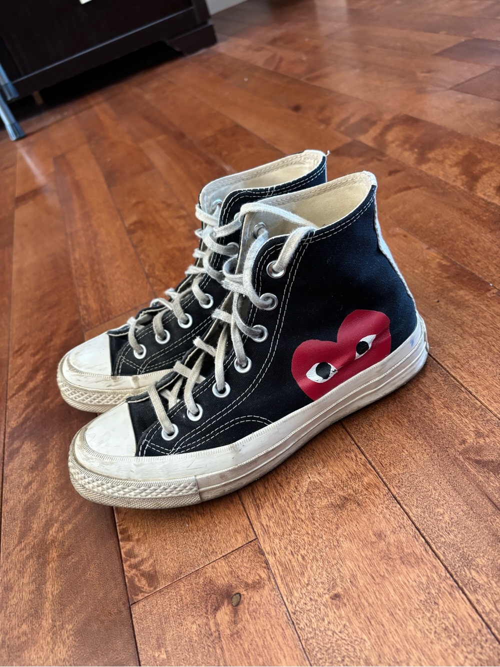comme des garçons play converse, size 5/5 boys kids/ 7 women’s